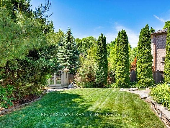 3rd image of 3338 Fox Run Cir