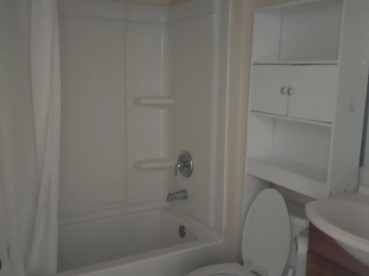 3 bed, $1,700 — Photo 3
