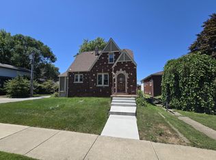 1724 Parkview Ave, Whiting, IN 46394