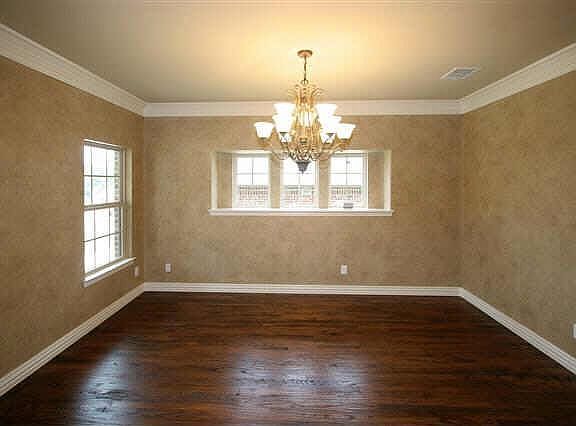 4th image of 7313 Valencia Grove Ct