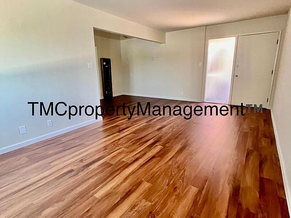 2nd image of 1007 Willow St #131