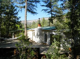 140 River Dr, Jemez Springs, NM 87025