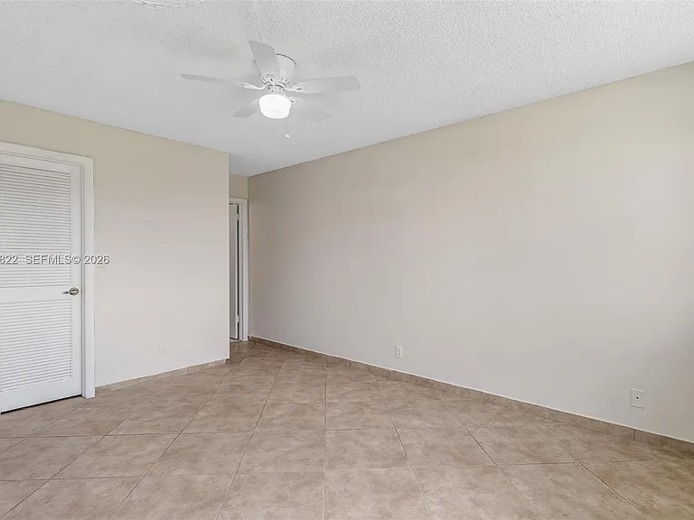 9820 S Hollybrook Lake Dr #106 — Photo 13
