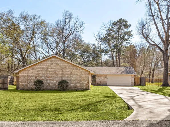 816 Glen Hollow Dr, Conroe, TX 77385