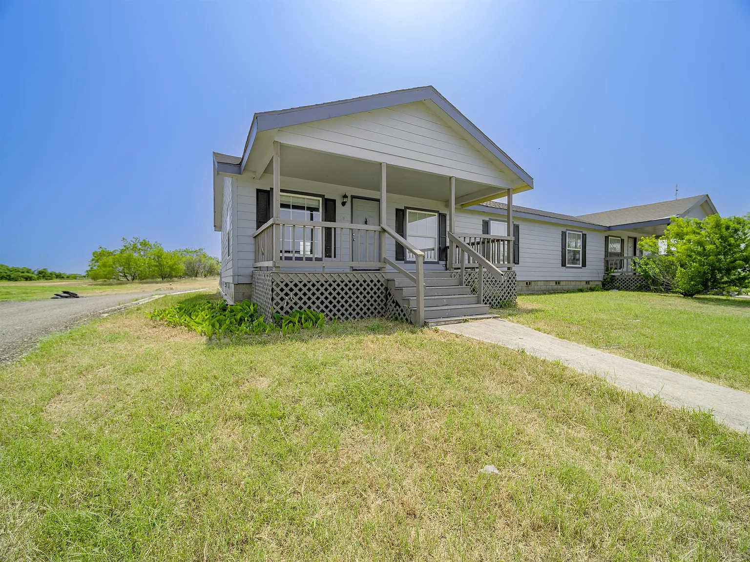 181-183 Rolling Glen - 181 — Photo 1