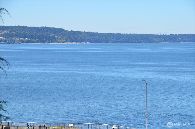 2nd image of 1010 1st Lane