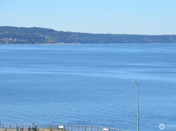 1010 1st Lane, Mukilteo, WA 98275