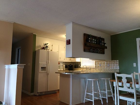 3rd image of 3137 Henry Blvd