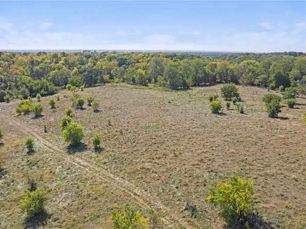 174 & Cantrell St, Linwood, KS 66052