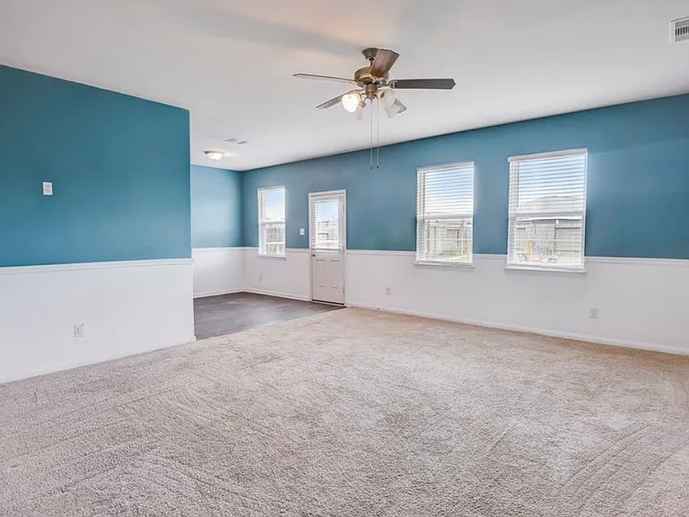 26035 Allan Poe Dr — Photo 9