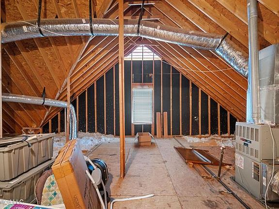 5th image of 4485 Aberton Dr