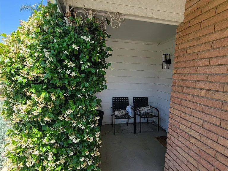 28894 Portsmouth Dr — Photo 60
