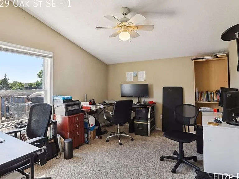 629 Oak St SE #1 — Photo 21