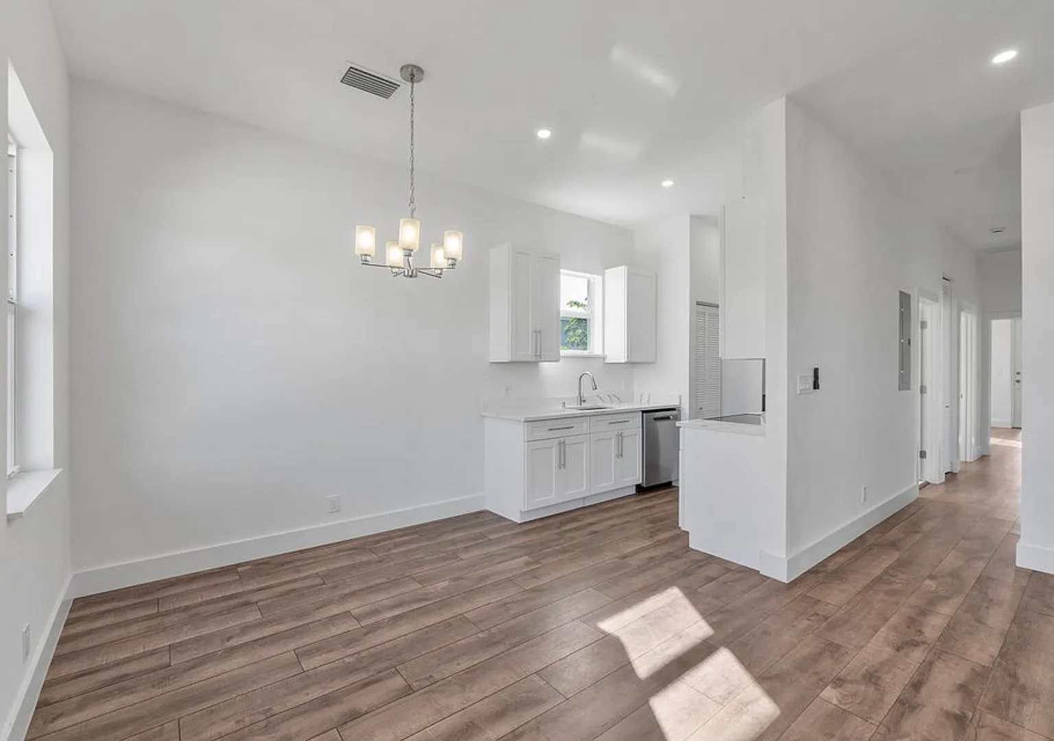 1573 W 16th Street, Riviera Beach, FL 33404 — Photo 3