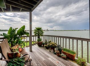 2820 Lighthouse Dr, Houston, TX 77058