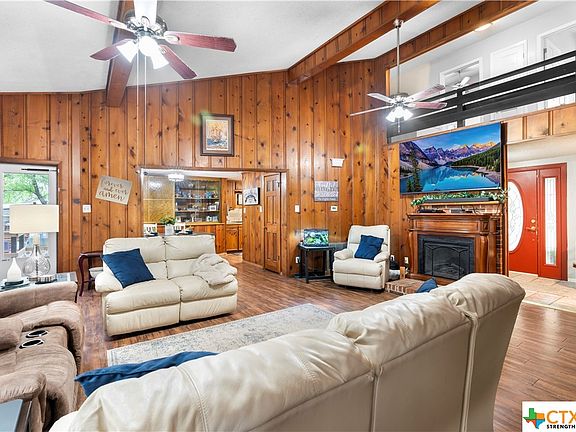 5th image of 1038 Highland Dr