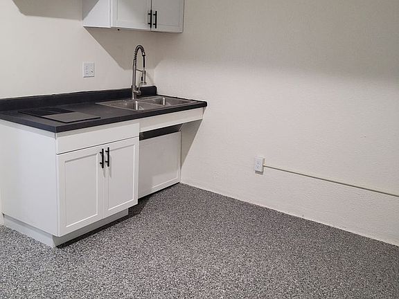 3rd image of 114 N 3rd St #216