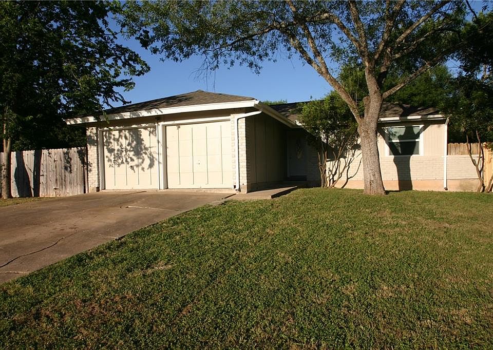 1st image of 7209 Shadywood Dr