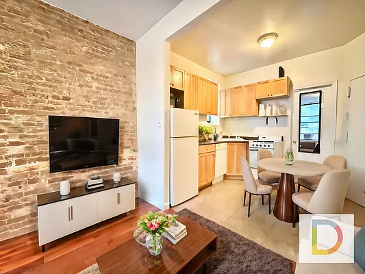 Rented by DALLAL | media 5