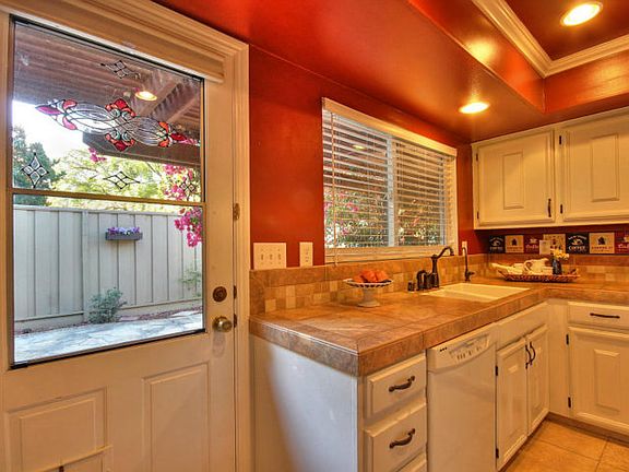 4th image of 6042 Calle De Rico