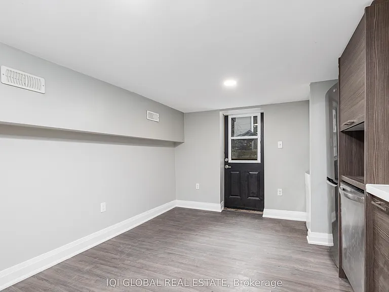 142 Grace St #BASEMENT — Photo 3