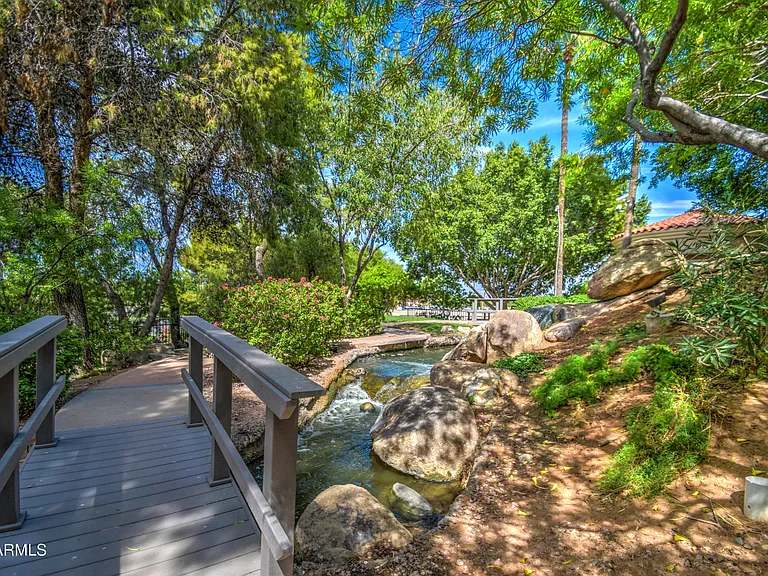 2201 E Tahitian Way — Photo 101