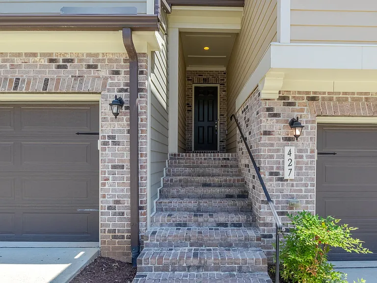 427 Alamosa Pl — Photo 8