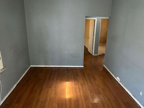 4th image of 4640 E 173rd St #1