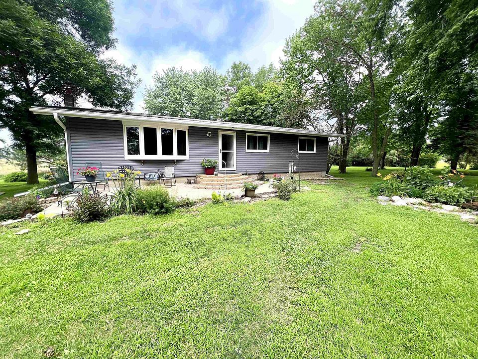 1st image of 3971 180th St