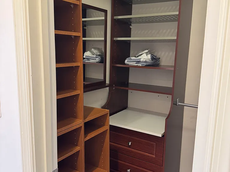 611 Quincy St NW #4 — Photo 39