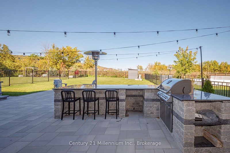 The Blue Mountains House for rent - 5 Bedrooms — photo 30