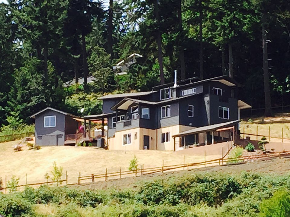 2nd image of 4669 NW Rosemarie Pl