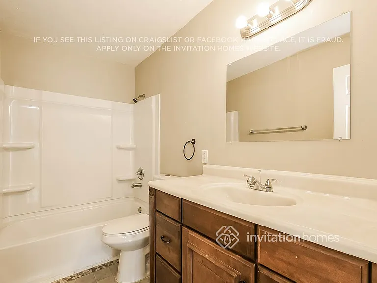 1324 W Hartley Cir — Photo 15