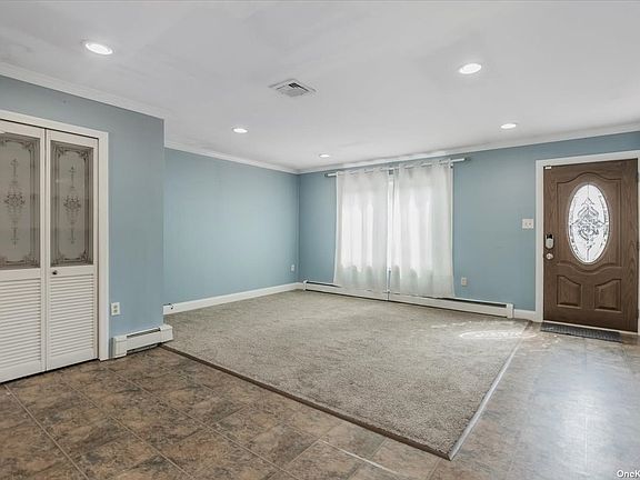 2nd image of 27 Arpage Dr E
