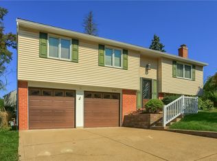 111 Ridgeview Dr, Monroeville, PA 15146