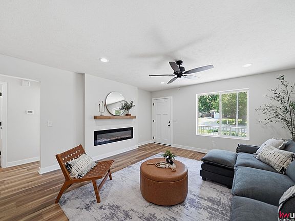 5th image of 925 66th St