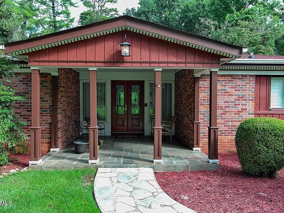 4th image of 5607 Green Valley Dr