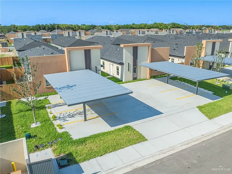 2709 W Brookside Bend St #1 — Photo 16