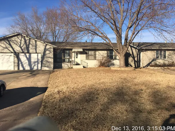 1608 NW 2nd St, Abilene, KS 67410