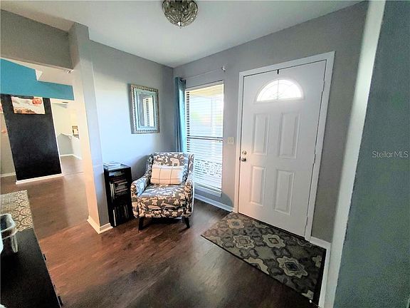 3rd image of 510 NE 45th Ct