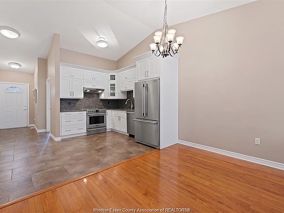 5th image of 3748 Prairie Ct