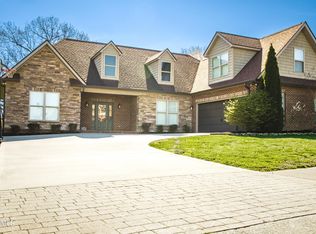 1209 Brighton Dr, Alcoa, TN 37701