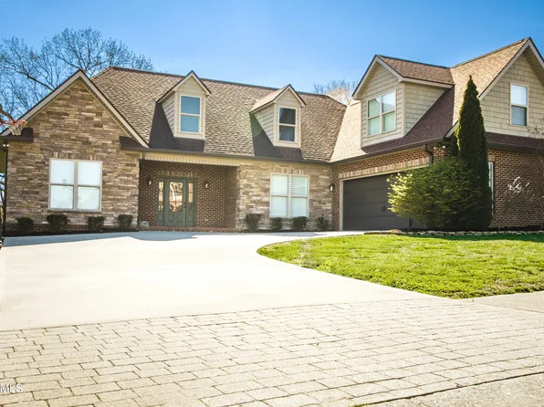1209 Brighton Dr, Alcoa, TN 37701