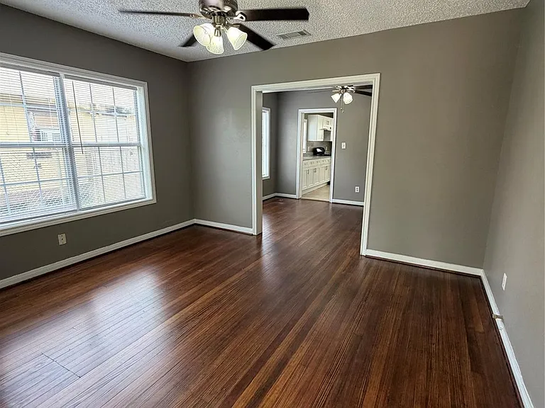 111 Inlane St — Photo 9