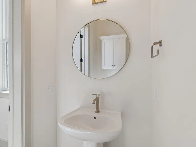 18835 Selah Way — Photo 20