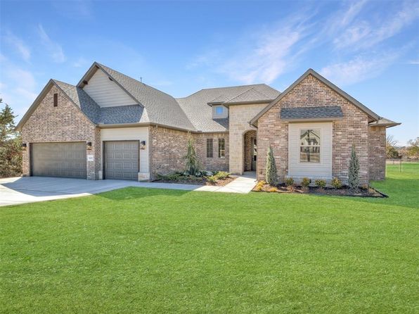 8223 Waxwing Way, Guthrie, OK 73044