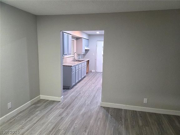 3rd image of 4364 Calimesa St