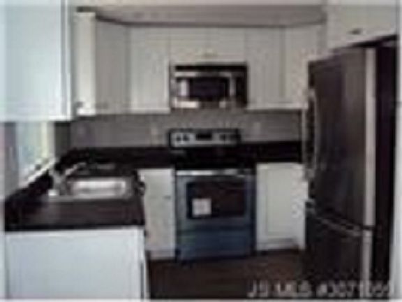 4th image of 6310 Long Beach Blvd