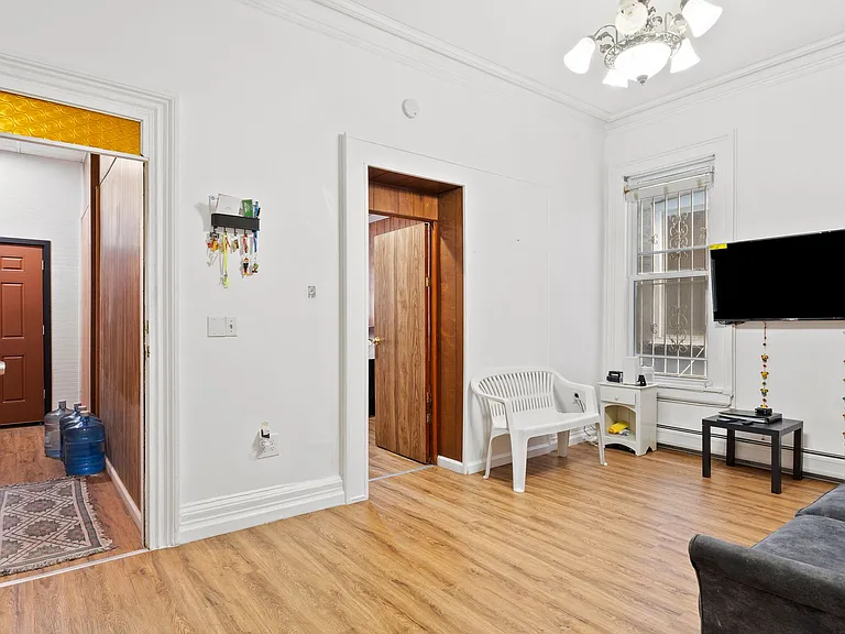 87 Clifton Pl — Photo 14