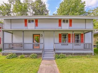 128 E Central Ave, Ravenna, OH 44266